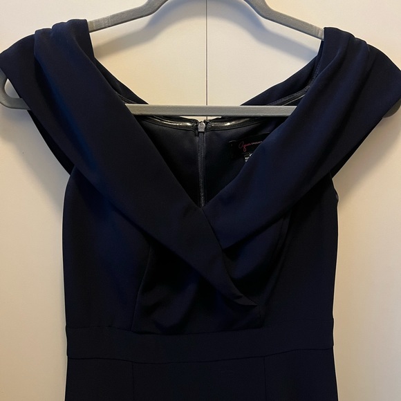 Aqua Off-The-Shoulder Gown - Navy, Size 2 - Picture 5 of 9